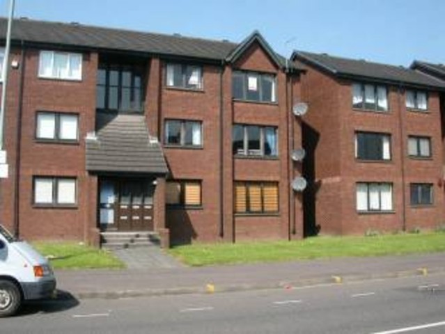  Image of 2 Bedroom Flat  To Rent at Bridgeton Glasgow Glasgow, G40 1LR