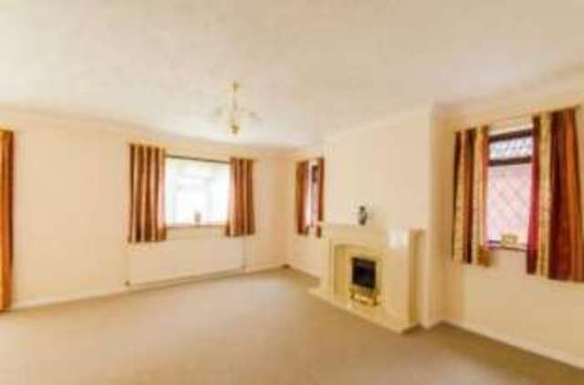  Image of 3 Bedroom Bungalow  For Sale at Hatfield Woodhouse Doncaster Hatfield Woodhouse, DN7 6PB