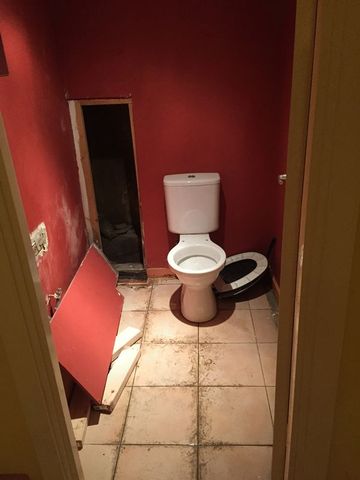  Image of 1 Bedroom Flat  To Rent at Malvern Road Kilburn London, NW6 5PS