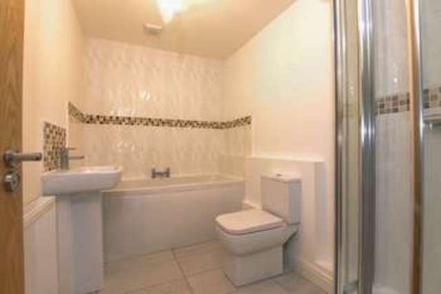  Image of 2 Bedroom Flat  For Sale at Manchester Road Blackrod Bolton, BL6 5RU