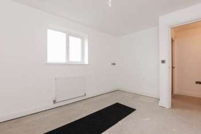  Image of 2 Bedroom Flat  For Sale at Manchester Road Blackrod Bolton, BL6 5RU