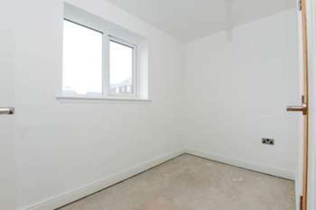  Image of 2 Bedroom Flat  For Sale at Manchester Road Blackrod Bolton, BL6 5RU