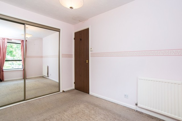 Image of 3 Bedroom Detached  For Sale at London, E14 3BE