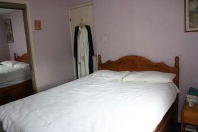  Image of 3 Bedroom Detached  For Sale at Docklands  Docklands, E14 3BE