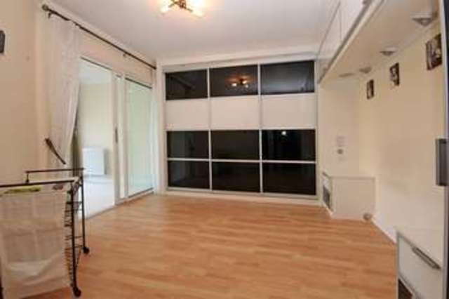  Image of 2 Bedroom Flat  For Sale at Manor Road  Bournemouth, BH1 3EP