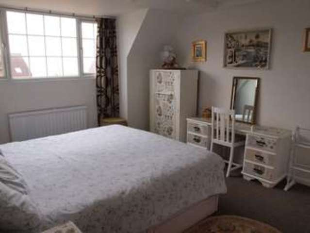  Image of 4 Bedroom Detached  For Sale at Manor Road  Swinderby, LN6 9LS