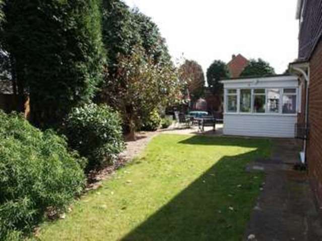  Image of 4 Bedroom Detached  For Sale at Manor Road  Swinderby, LN6 9LS
