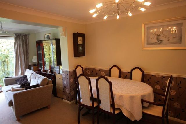  Image of 4 Bedroom Detached  To Rent at Maple Way Kensworth Dunstable, LU6 3RT