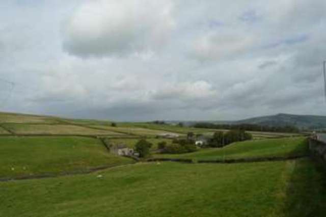  Image of 2 Bedroom Semi-Detached  For Sale at Silsden Road Addingham Addingham, LS29 0LQ