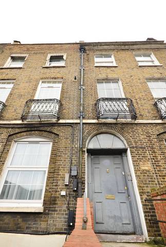  Image of 4 Bedroom Maisonette  For Sale at Mare Street  London Fields, E8 3RD