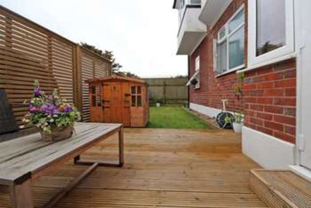  Image of 2 Bedroom Flat  For Sale at Marine Road Southbourne Bournemouth, BH6 3NX
