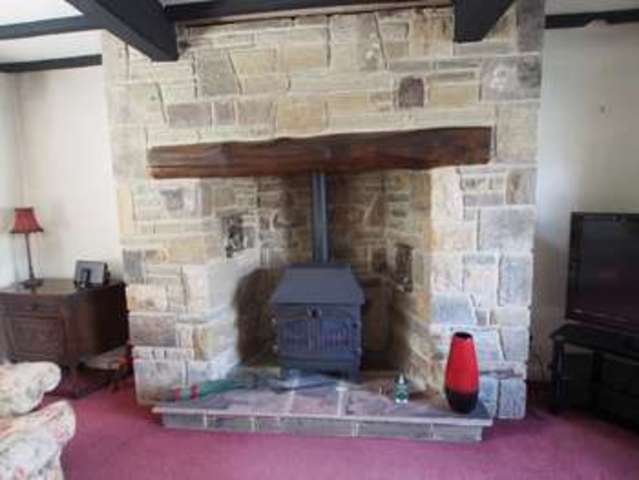  Image of 5 Bedroom Detached  For Sale at Chapel-en-le-Frith  High Peak, SK23 0NT