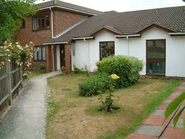  Image of 1 Bedroom Retirement Property  For Sale at 322-326 Wickham Road Shirley Croydon, CR0 8BH