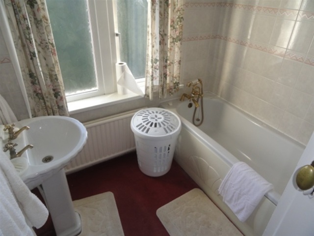  Image of 3 Bedroom Semi-Detached  For Sale at Heaton, Bradford, BD9 4JT