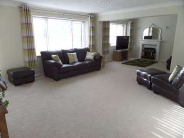  Image of 4 Bedroom Detached  For Sale at Newport Pagnell, MK16 8DZ