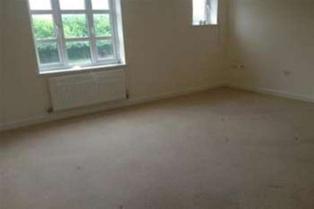  Image of 2 Bedroom Property  To Rent at Taunton, TA2 7TN