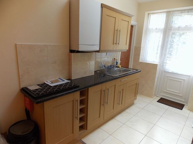  Image of 6 Bedroom Detached  To Rent at Mayfield Close  Uxbridge, UB10 0DU