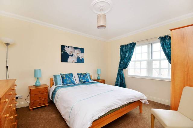 Image of 3 Bedroom Detached  To Rent at Mayston Mews  Greenwich, SE10 0LY