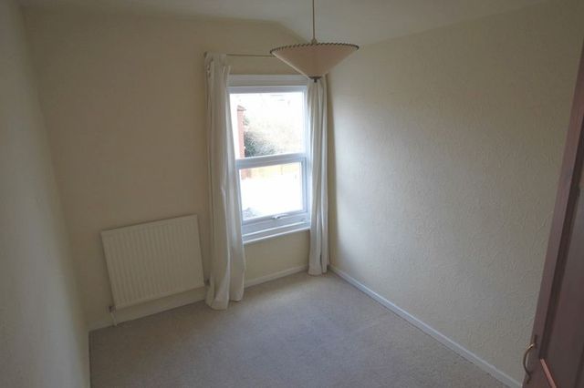 Image of 3 Bedroom Semi-Detached  To Rent at Mcintyre Road  Worcester, WR2 5LG