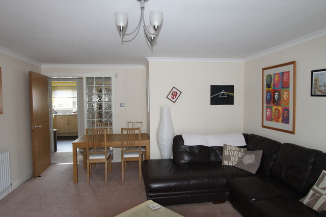  Image of 2 Bedroom Flat  To Rent at New Gorbals Glasgow Glasgow, G5 0QE