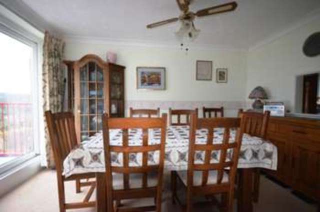  Image of 4 Bedroom Detached  For Sale at Meadow Park  Dawlish, EX7 9BU