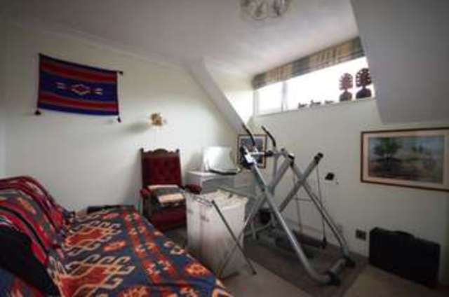  Image of 4 Bedroom Detached  For Sale at Meadow Park  Dawlish, EX7 9BU