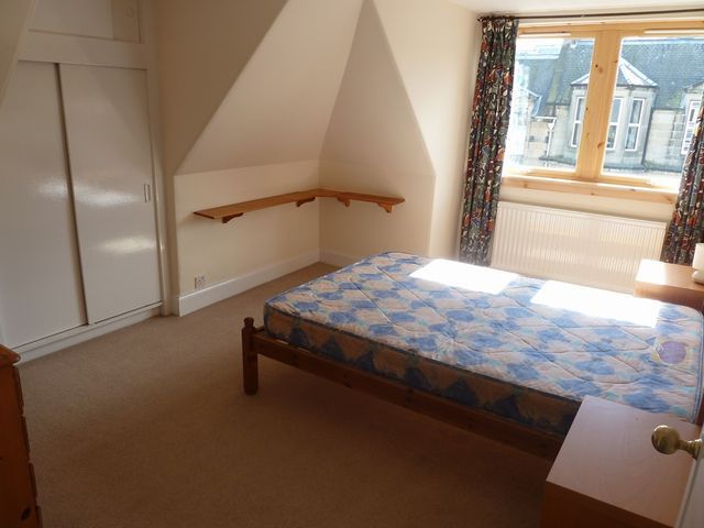 Image of 2 Bedroom Flat  To Rent at Newington Edinburgh Edinburgh, EH9 2DG