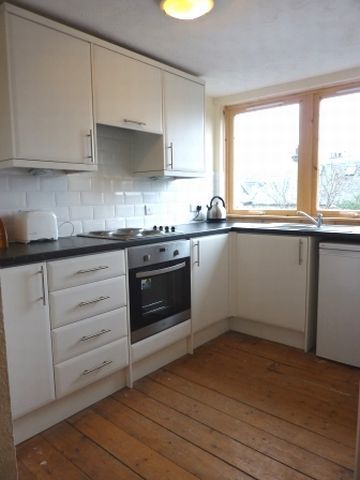  Image of 2 Bedroom Flat  To Rent at Newington Edinburgh Edinburgh, EH9 2DG