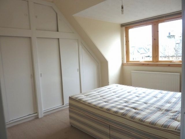  Image of 2 Bedroom Flat  To Rent at Newington Edinburgh Edinburgh, EH9 2DG