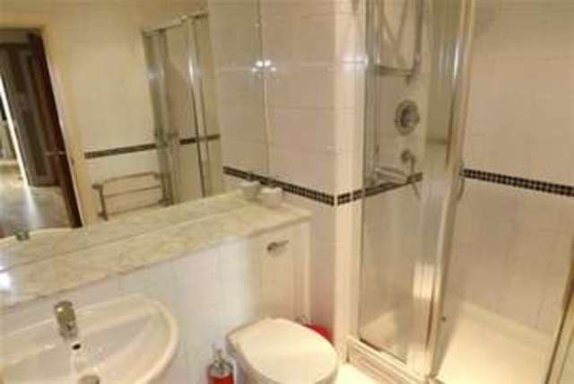  Image of 2 Bedroom Flat  To Rent at Leeds, LS9 8BA