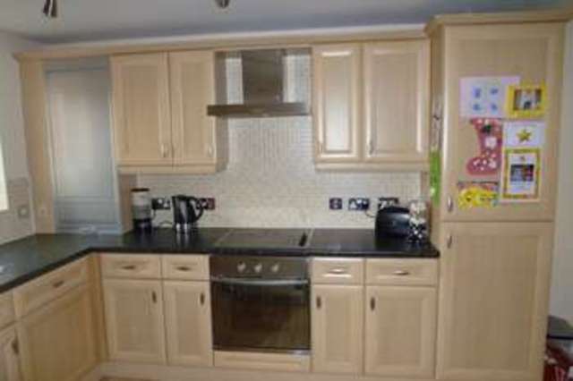  Image of 2 Bedroom Flat  For Sale at Milton Keynes, MK4 4GS