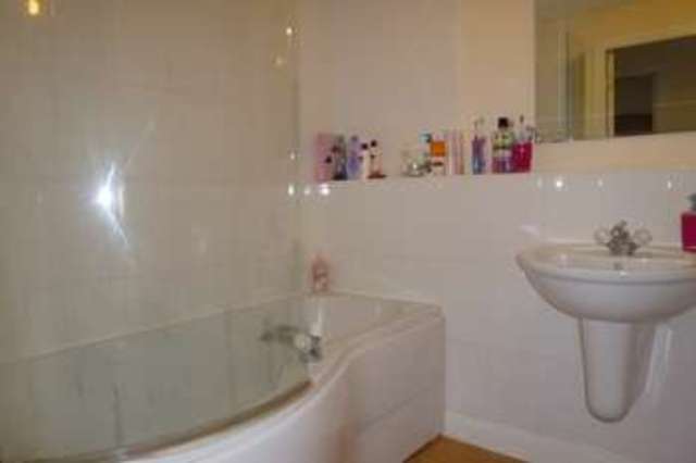  Image of 2 Bedroom Flat  For Sale at Milton Keynes, MK4 4GS