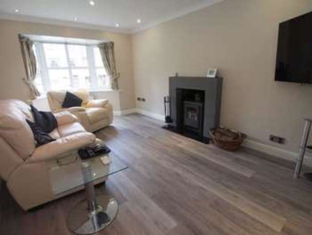  Image of 3 Bedroom Detached  For Sale at Whaley Bridge  High Peak, SK23 7GZ
