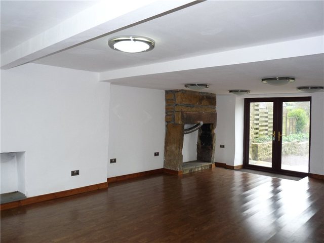  Image of 3 Bedroom End Of Terrace  For Sale at Cowling Keighley Cowling, BD22 0DQ