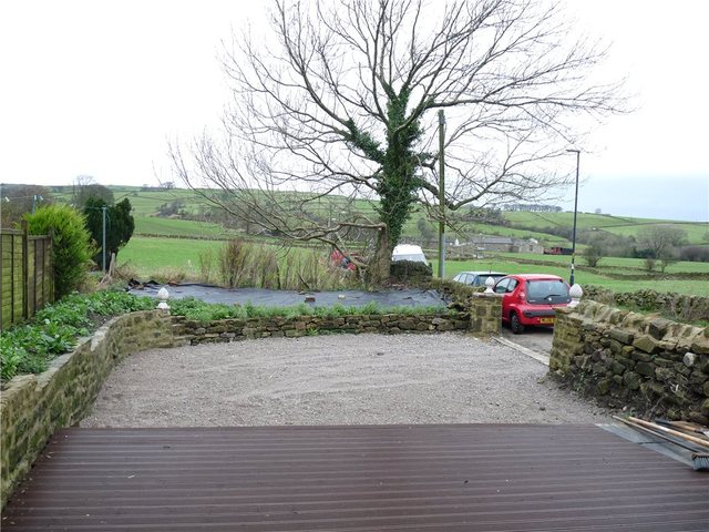  Image of 3 Bedroom End Of Terrace  For Sale at Cowling Keighley Cowling, BD22 0DQ