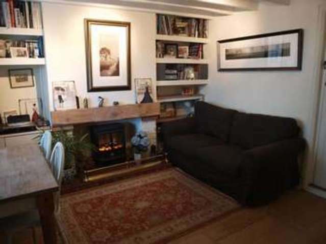  Image of 2 Bedroom Terraced  For Sale at Mill Gate  Newark, NG24 4UA