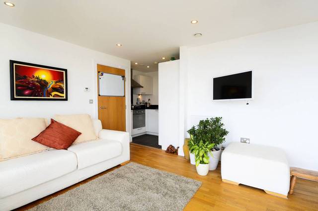  Image of 1 Bedroom Flat  To Rent at Mill Lane  Deptford, SE8 4HP