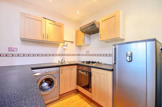  Image of 1 Bedroom Flat  For Sale at Millfields Road  Lower Clapton, E5 0AD