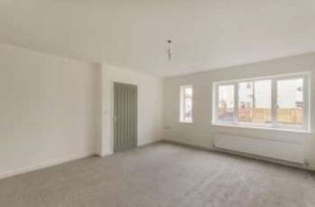  Image of 3 Bedroom Semi-Detached  For Sale at Armthorpe Doncaster Armthorpe, DN3 3BX