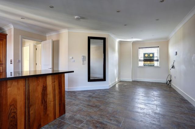  Image of Flat  To Rent at Missin Gate  Ely, CB7 4FW