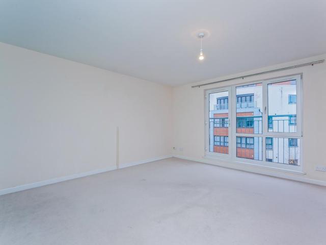  Image of 2 Bedroom Flat  To Rent at Perth Perthshire Perthshire, PH1 5UQ