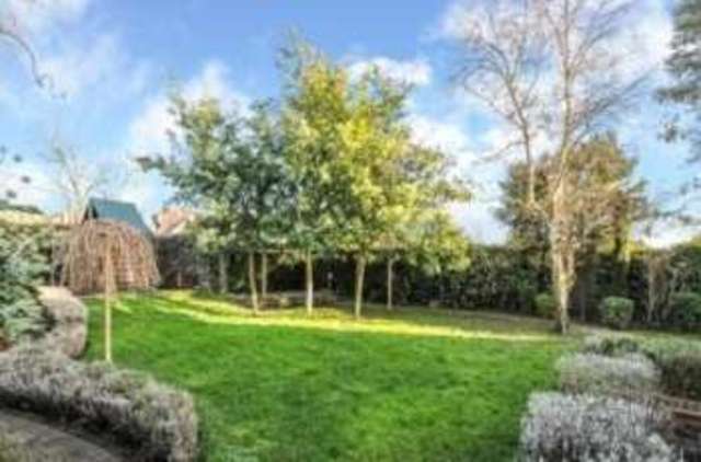  Image of 6 Bedroom Detached  For Sale at Woodford Green  Woodford, IG8 0HB