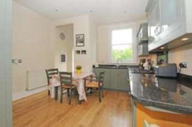  Image of 5 Bedroom Semi-Detached  For Sale at Woodford Green  Woodford, IG8 0LQ