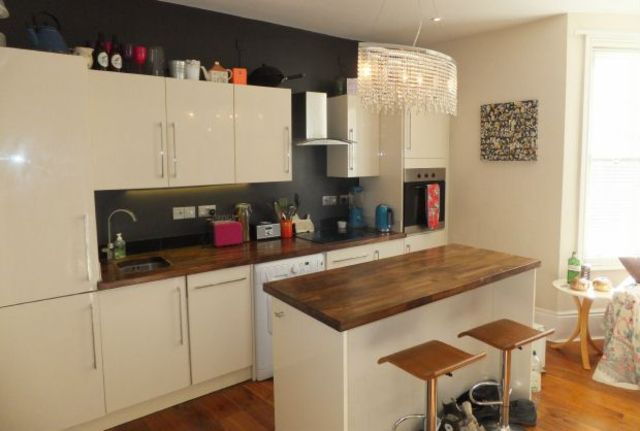  Image of 1 Bedroom Flat  For Sale at Tunbridge Wells, TN1 1LY