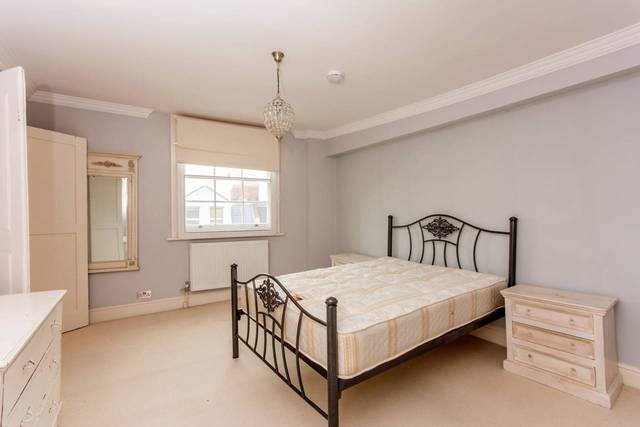  Image of 8 Bedroom Detached  For Sale at Montpelier Row  Twickenham, TW1 2NQ