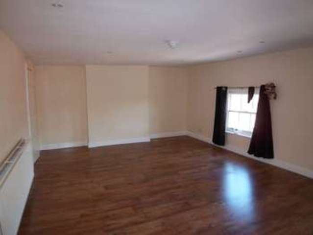  Image of 1 Bedroom Flat  For Sale at Moorgate  Retford, DN22 6RN