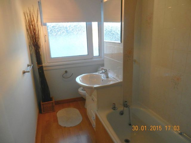  Image of 2 Bedroom Flat  To Rent at Gilmerton Edinburgh Edinburgh, EH17 7LS