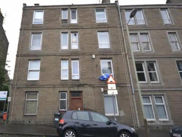  Image of 1 Bedroom Flat  To Rent at Dundee  Dundee, DD4 6QE