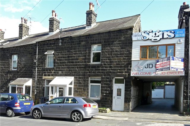  Image of 2 Bedroom Detached  For Sale at Ilkley West Yorkshire Ilkley, LS29 8HN