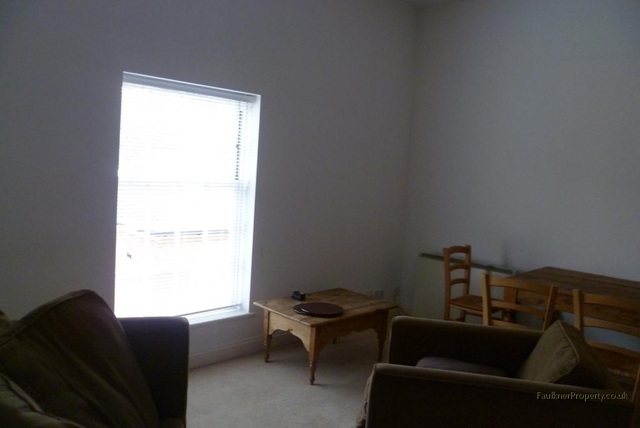  Image of 1 Bedroom Apartment  To Rent at Buckingham, MK18 1GS